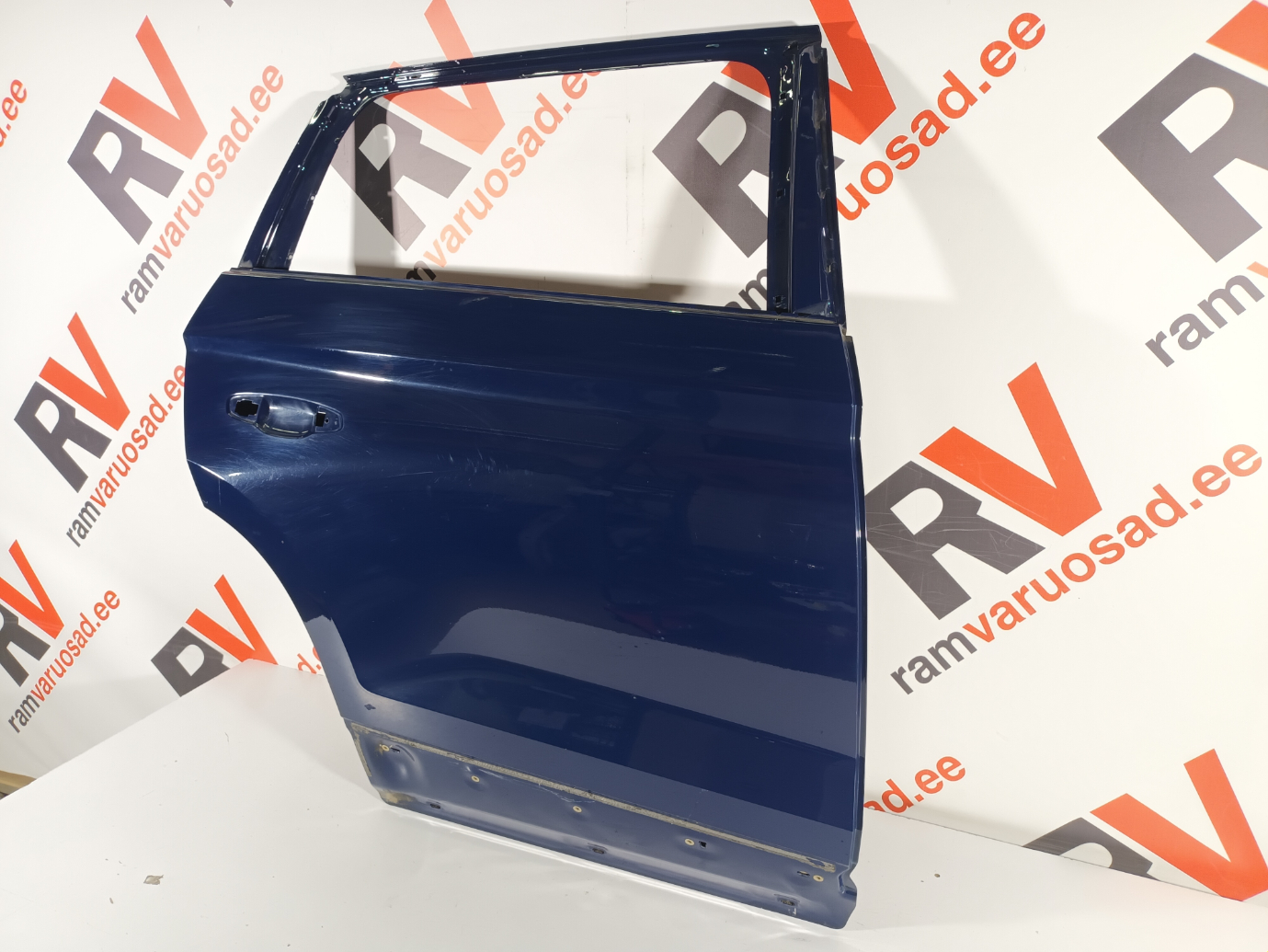 Skoda Kodiaq tagauks / rear door - pilt 3