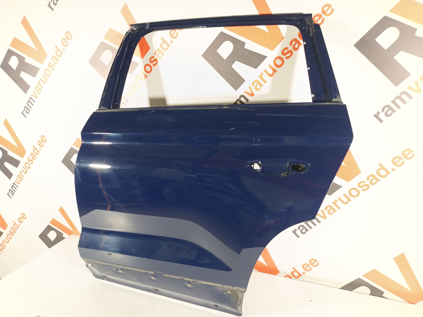 Skoda Kodiaq tagauks / rear door - pilt 3