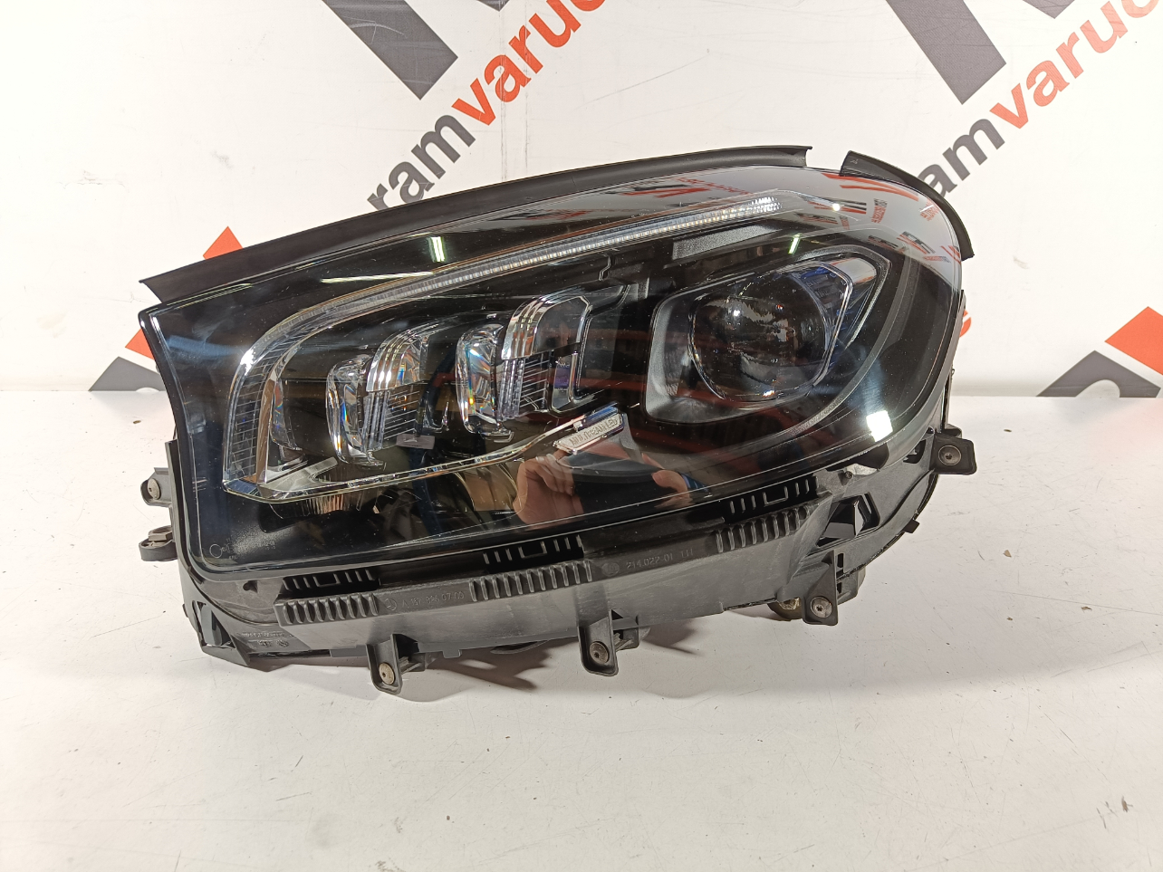 Mercedes GLS W167 esituli / headlight