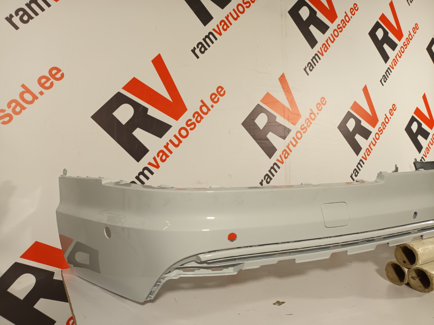 Audi Q7 tagastange / rear bumper - pilt 2