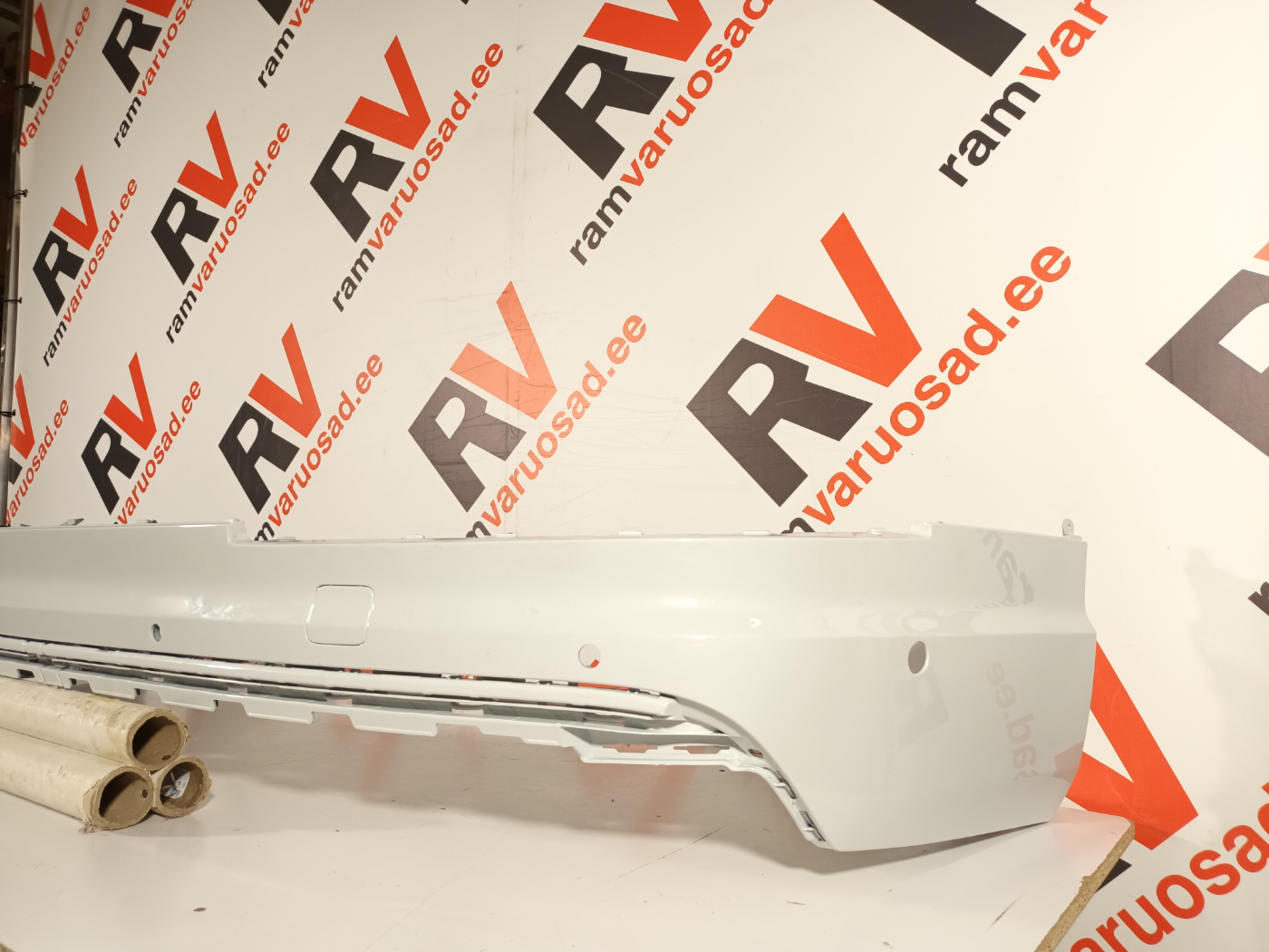 Audi Q7 tagastange / rear bumper - pilt 3
