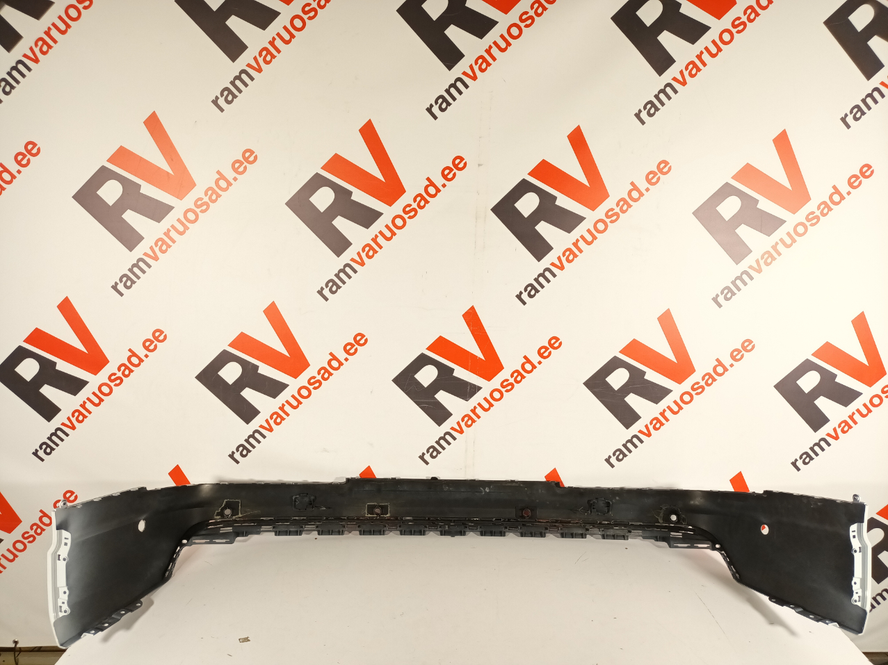 Audi Q7 tagastange / rear bumper - pilt 4