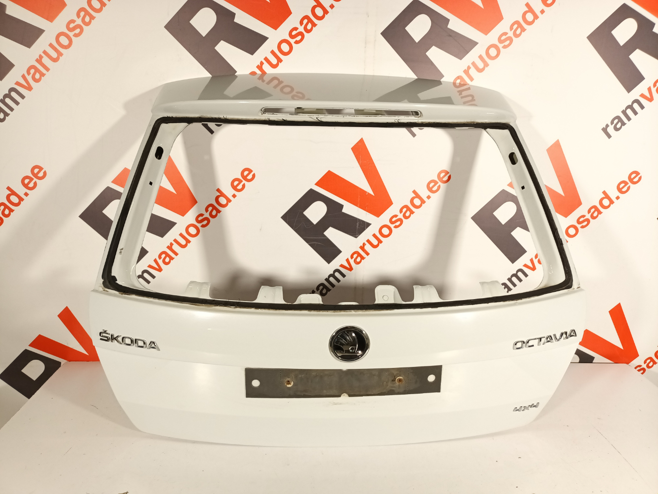 Skoda Octavia tagaluuk / trunk lid