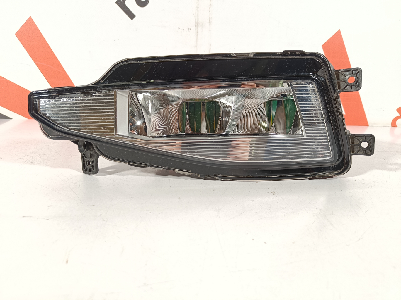 VW Passat B8 udutuli / fog light