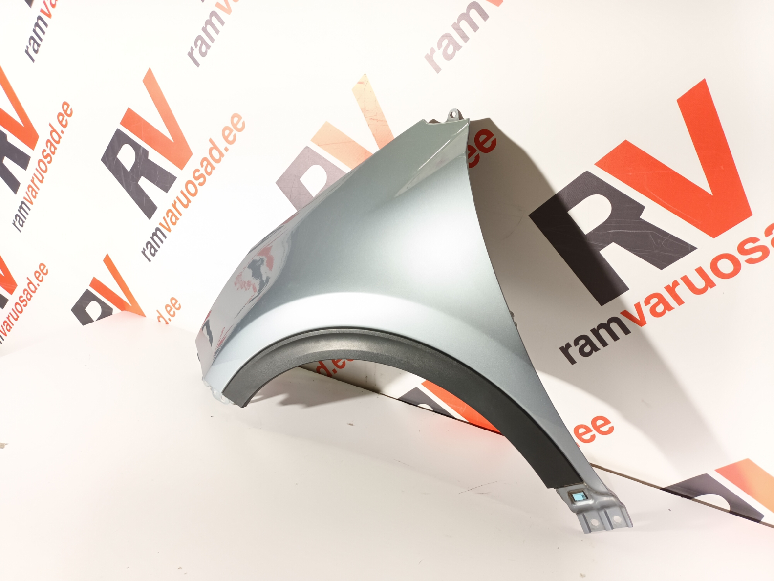 Kia Sportage esitiib / front fender - pilt 3
