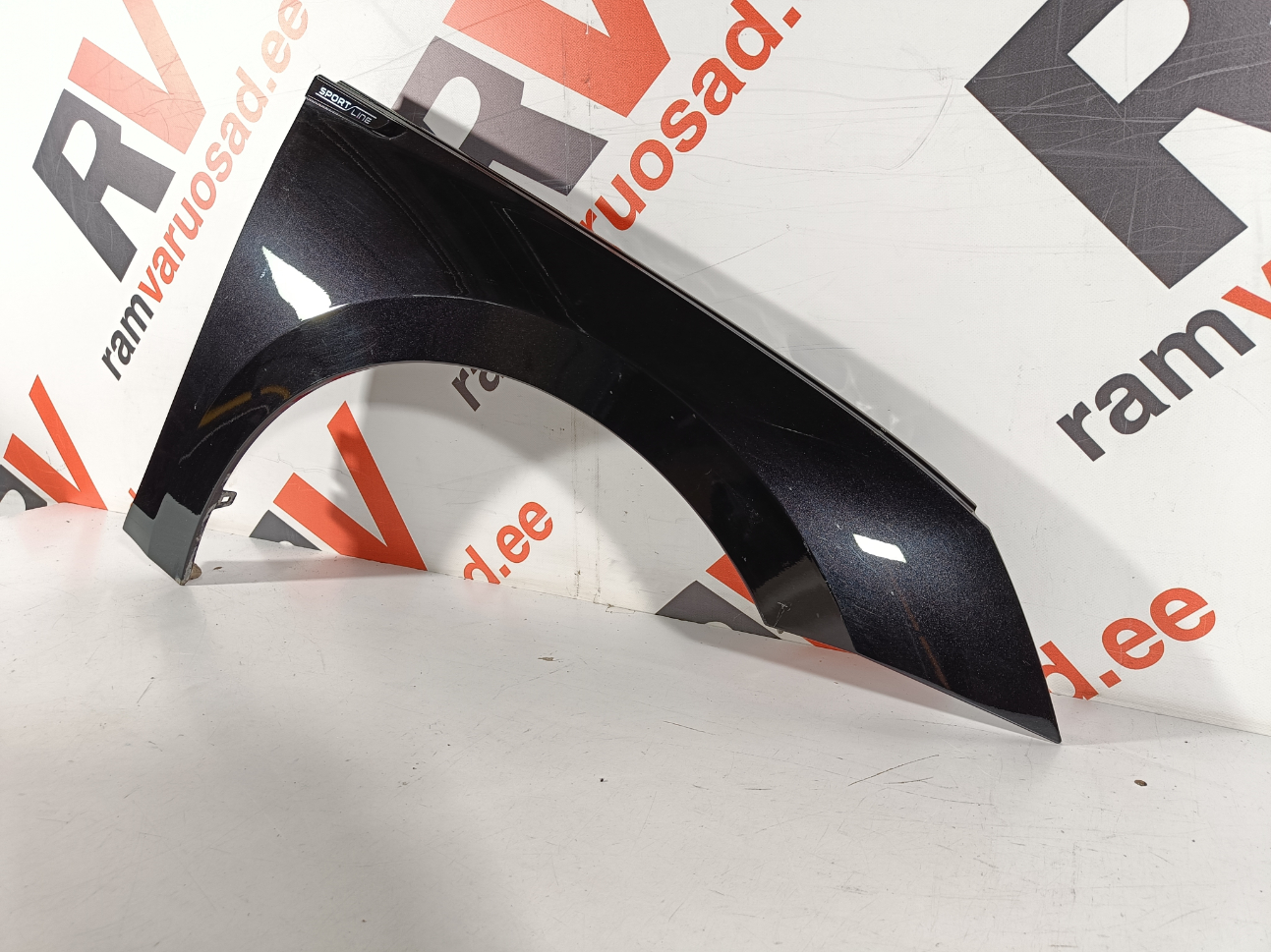 Skoda Octavia IV esitiib / front fender - pilt 3