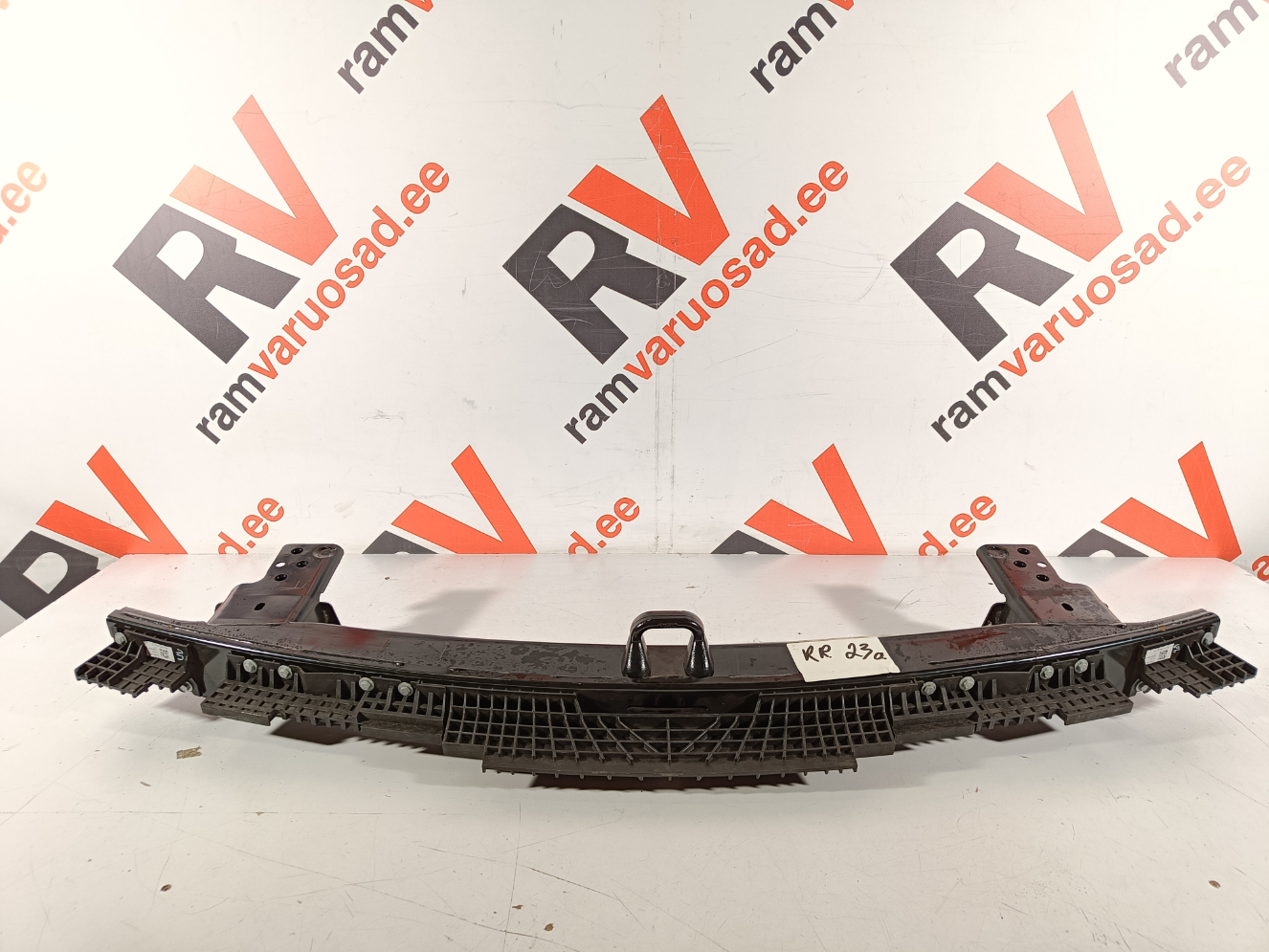 Land Rover RR tagatala / rear support