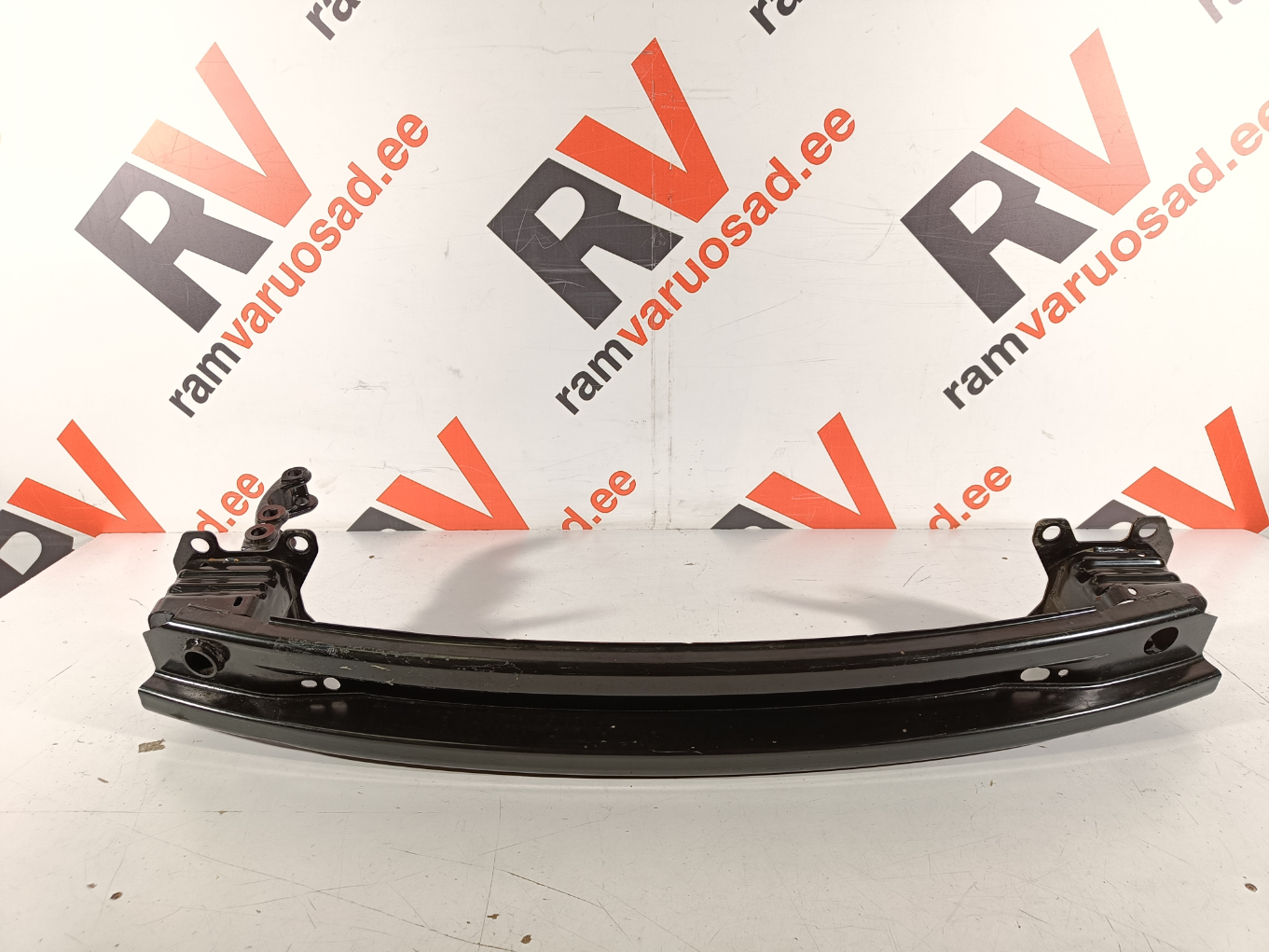 Land Rover RR Velar tagatala / rear support