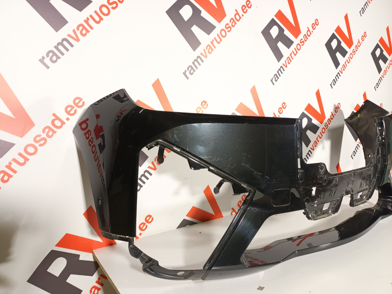 BMW IX I20 esistange / front fender - pilt 2