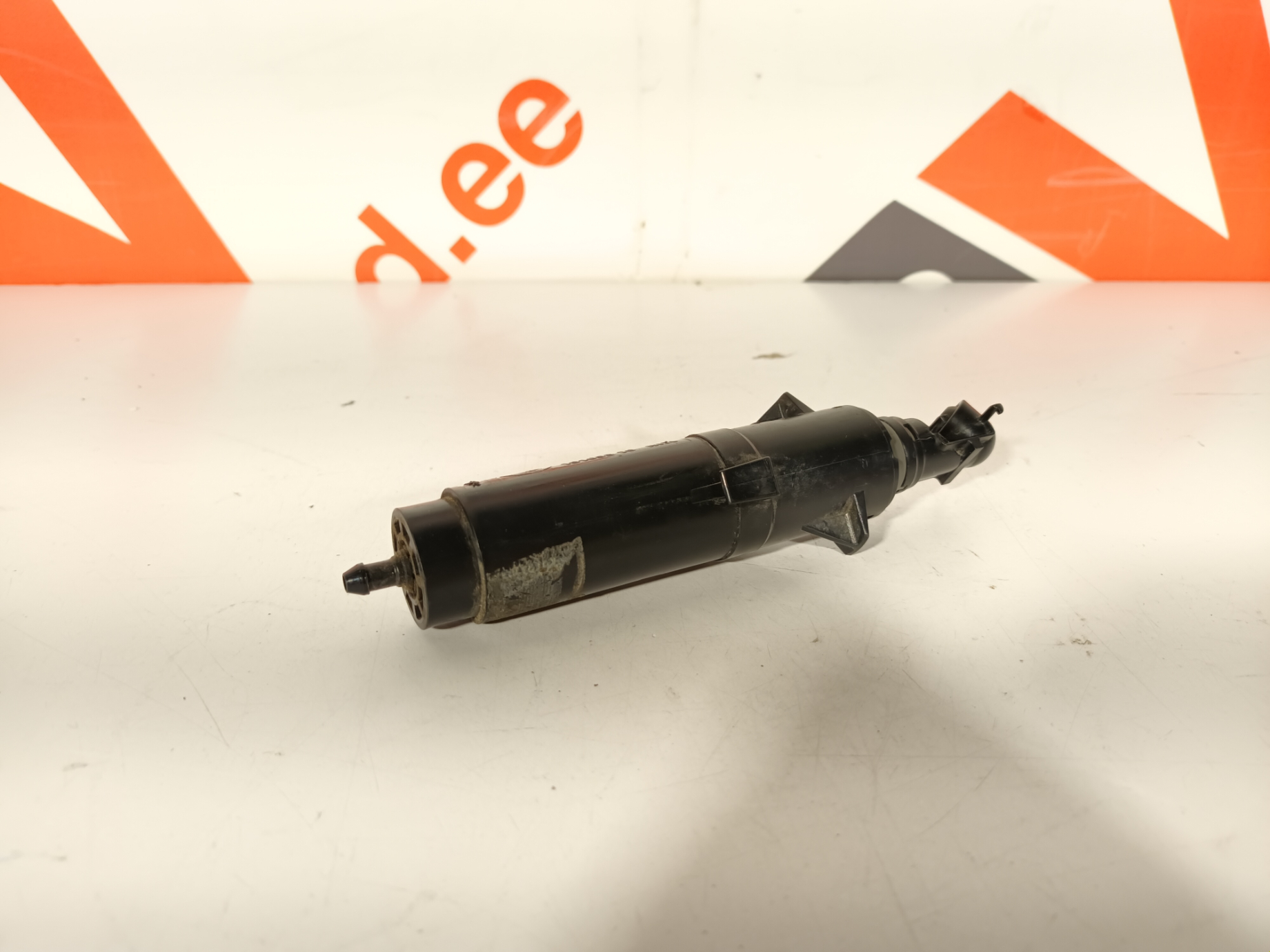 BMW F15 F16 X5 X6 Pesur / washer - pilt 2