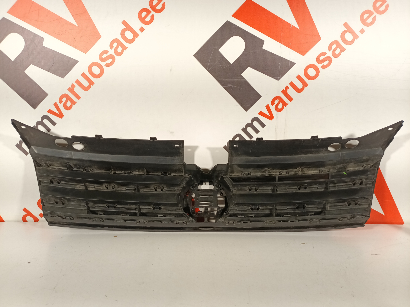 Volkswagen Tiguan iluvõre / grille - pilt 2