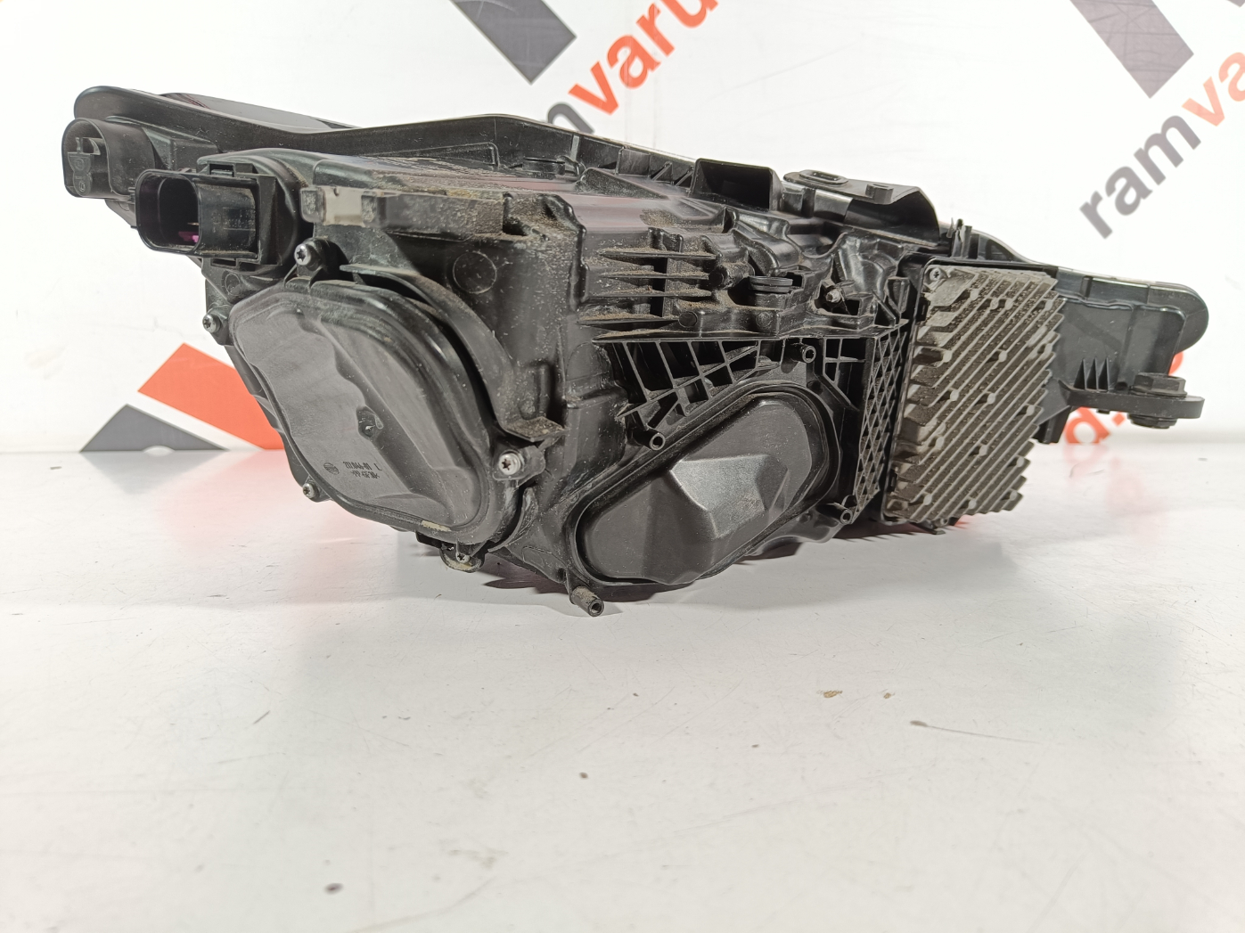 Audi A7 esituli / headlight - pilt 3