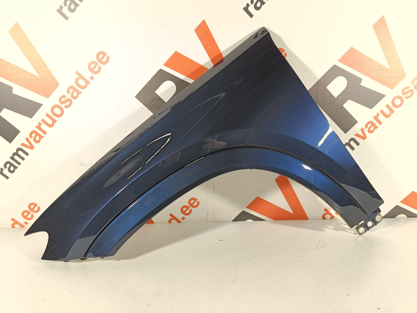 Mercedes GLE W167 coupe esitiib / front fender