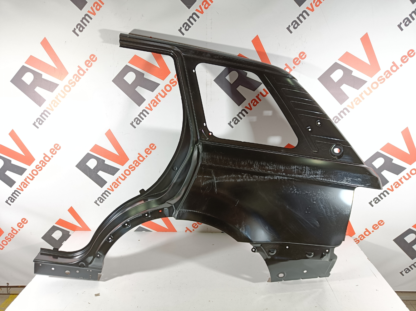 Land Rover RR Sport tagatiib / rear fender