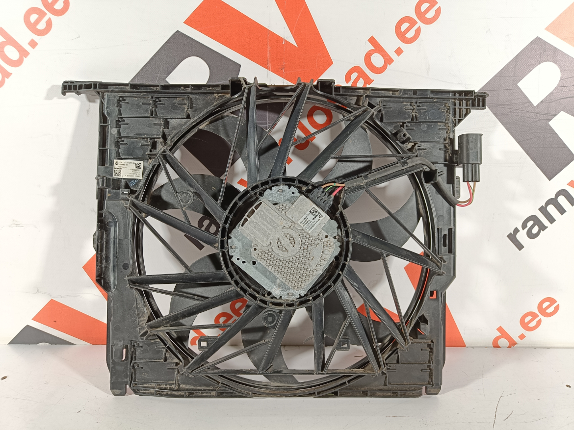 BMW 5 F10 ventilaator - pilt 2