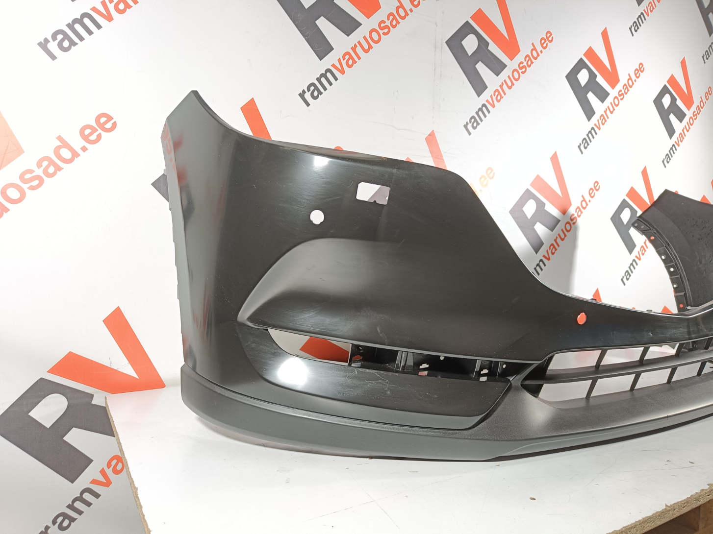 Mazda CX-5 esistange / front bumper - pilt 2
