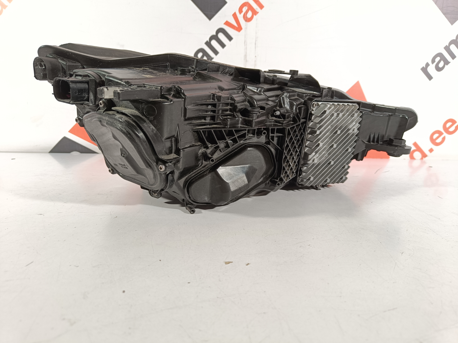 Audi A7 esituli / headlight - pilt 3