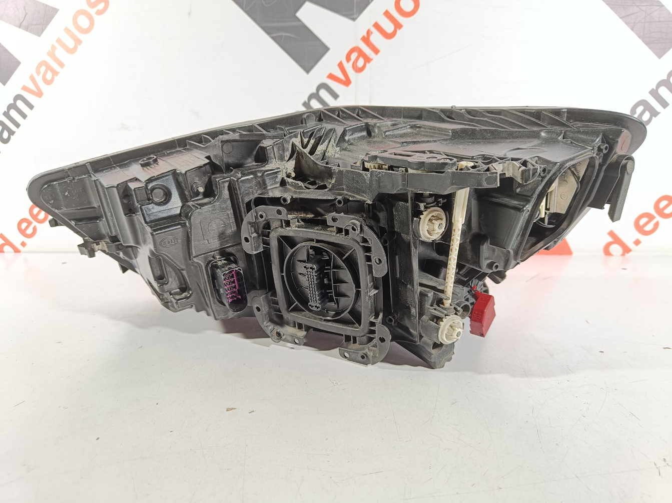 Audi A6 C7 esituli / headlight - pilt 3