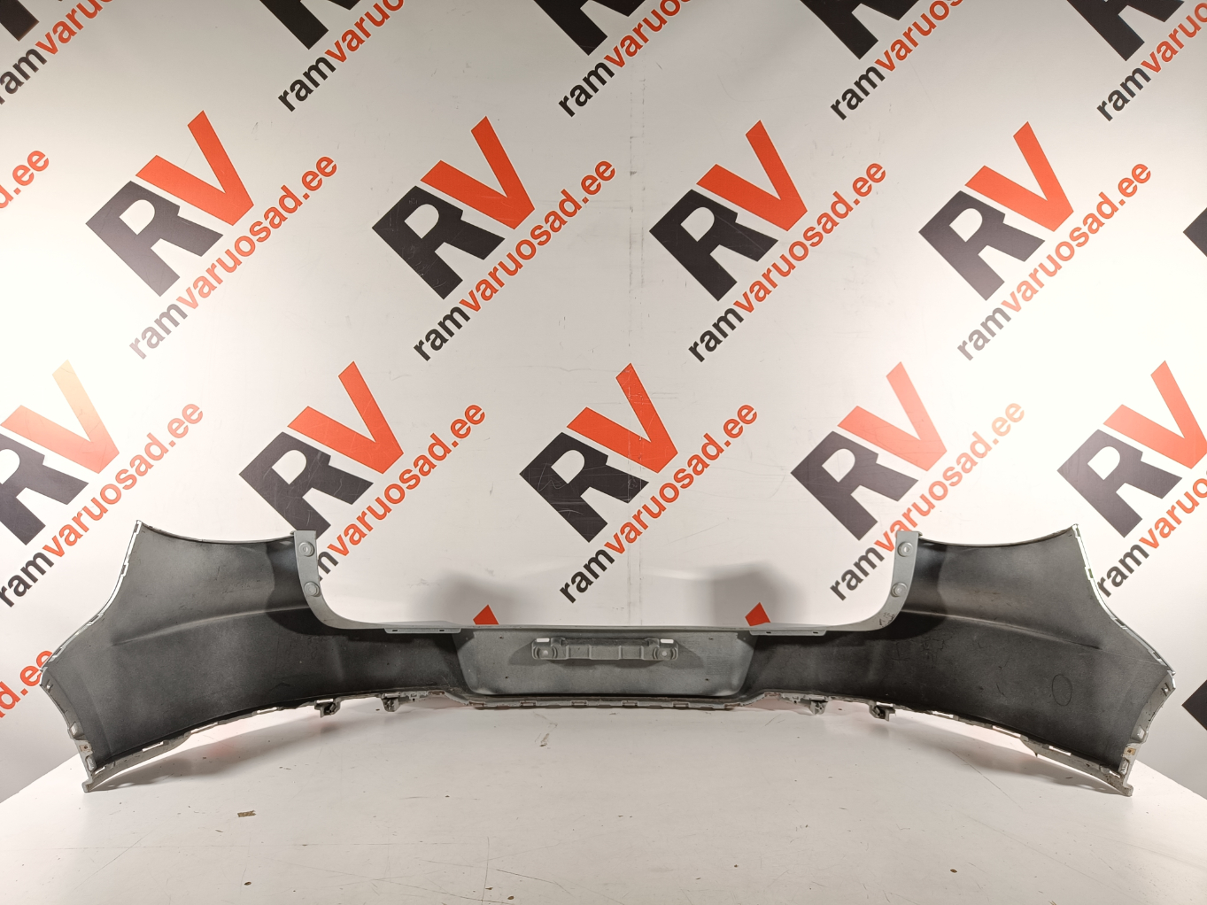 VW Tiguan tagastange / rear bumper - pilt 4