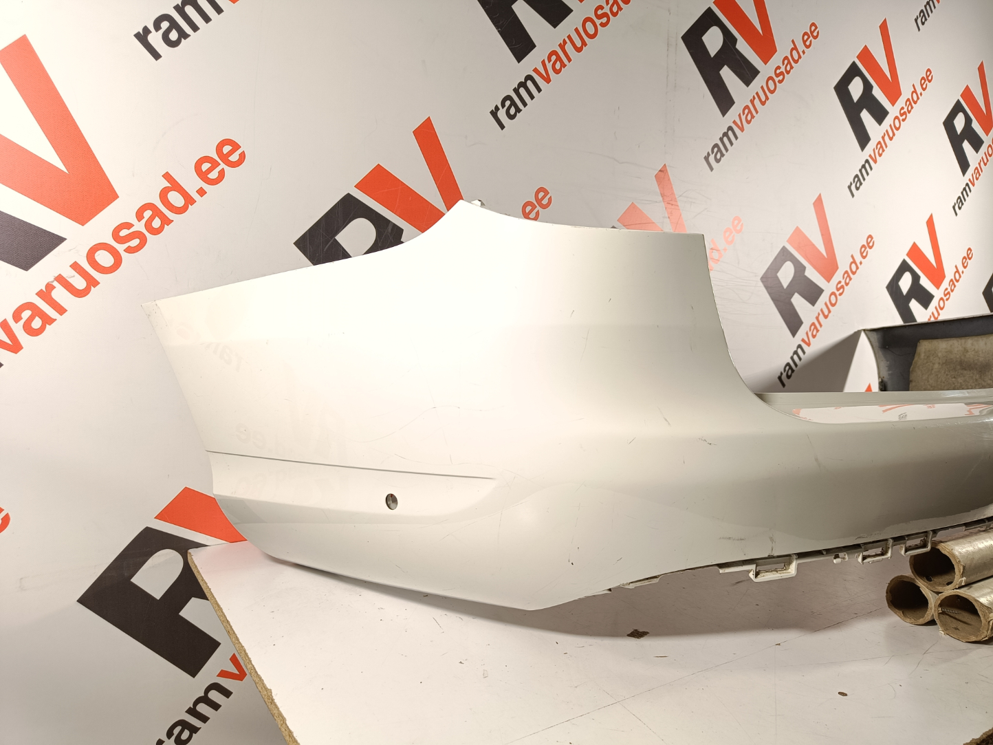 Mercedes C W205 tagastange / rear bumper - pilt 2