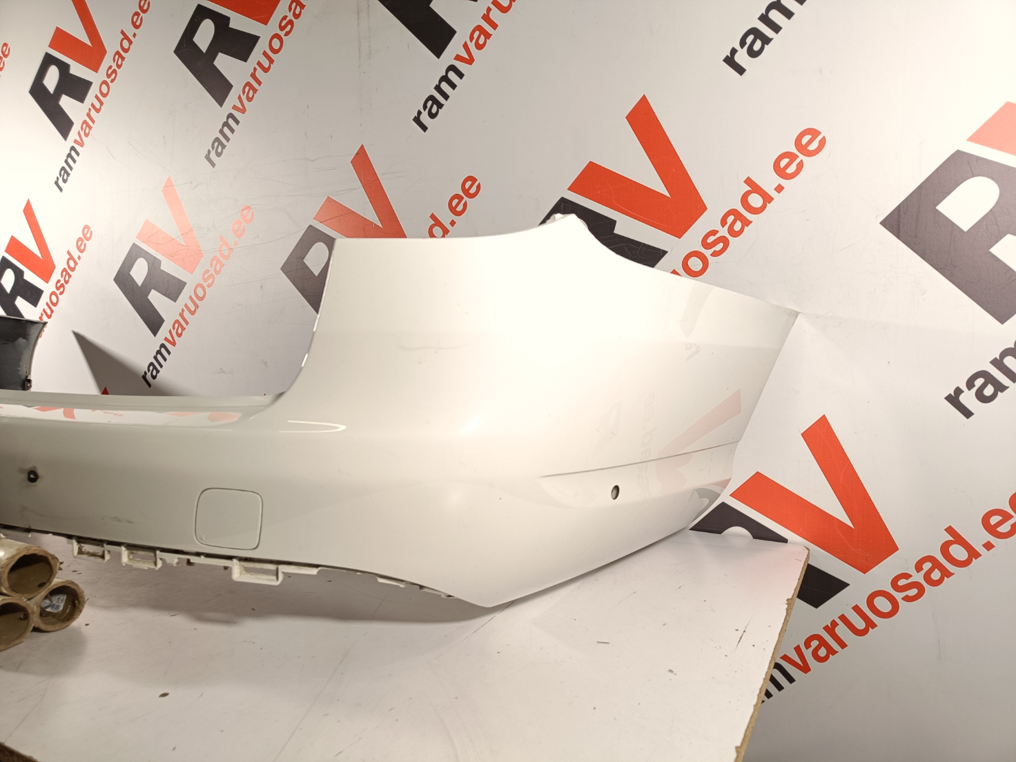 Mercedes C W205 tagastange / rear bumper - pilt 3