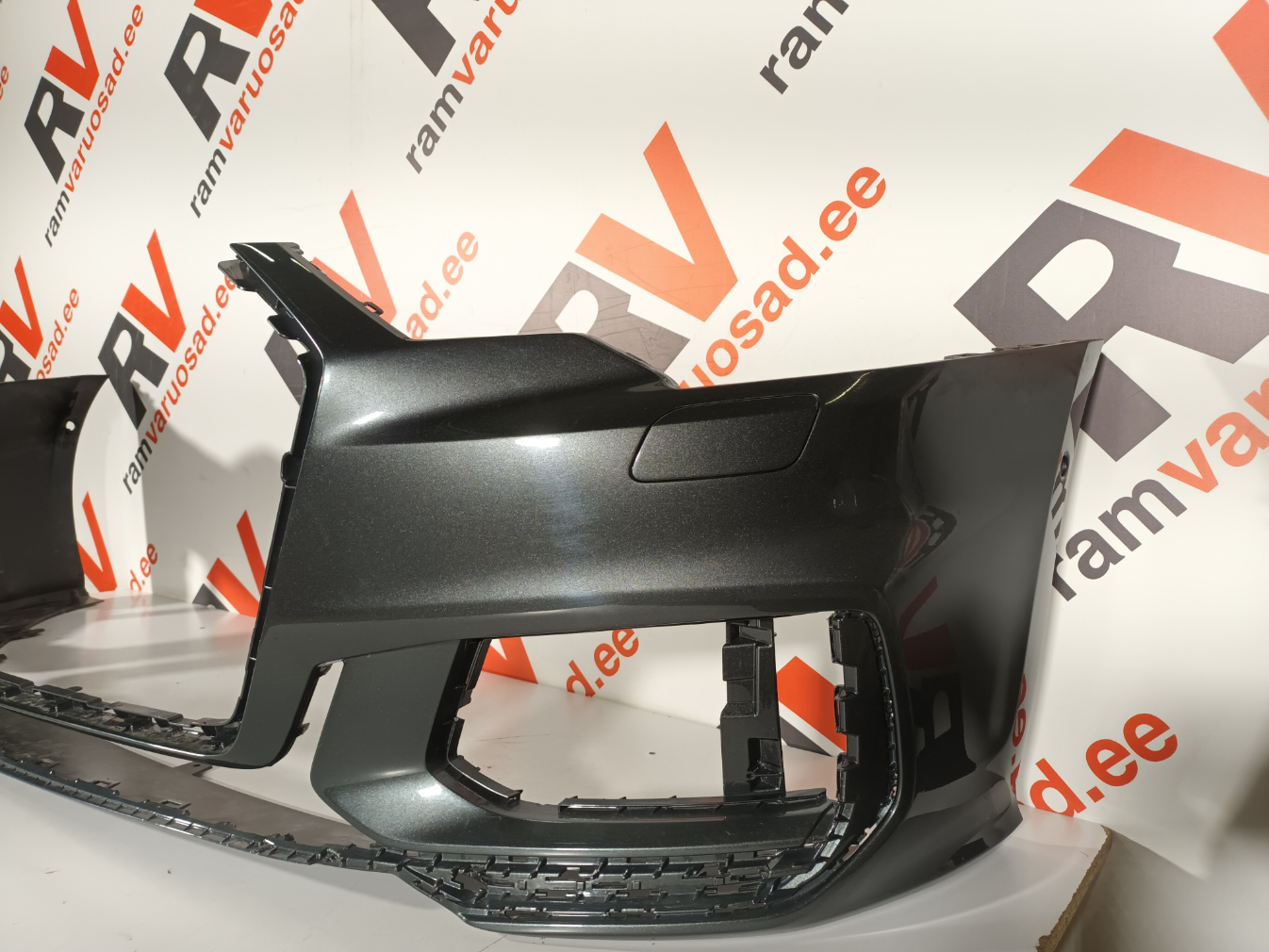 Audi S6 C8 esistange - pilt 3