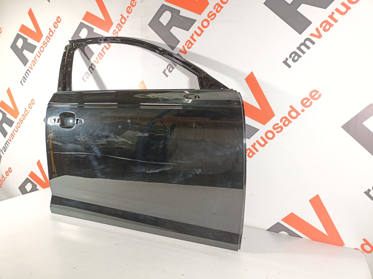 Audi A4 B9 esiuks - pilt 3