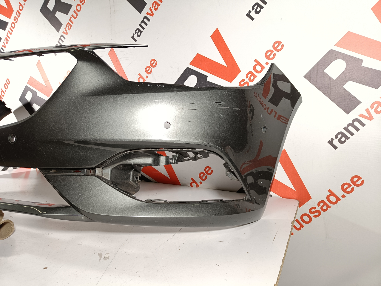 Opel Insignia esistange / front bumper - pilt 3