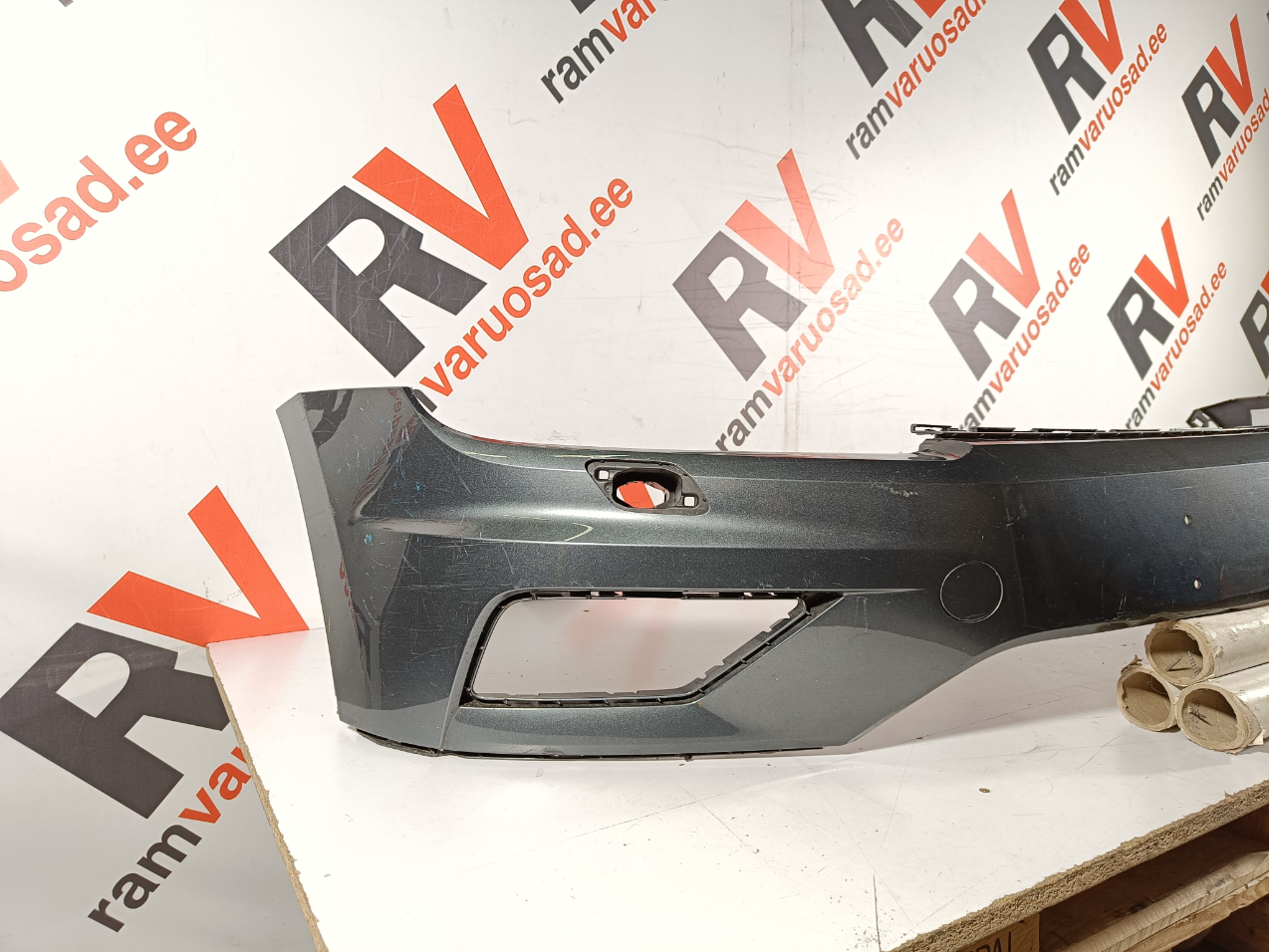 VW Tiguan esistange / front bumper - pilt 2