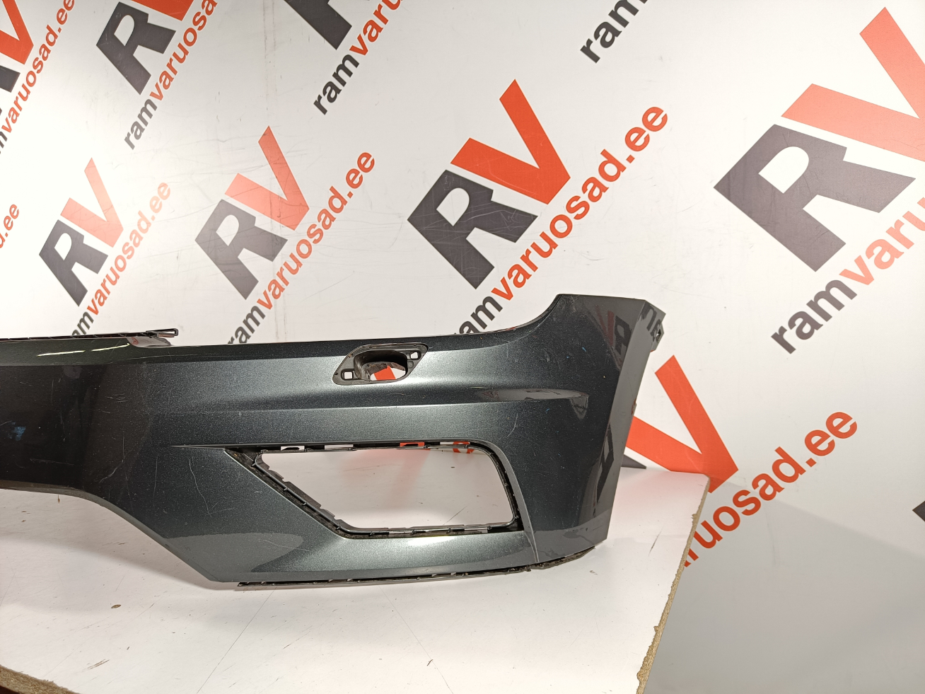 VW Tiguan esistange / front bumper - pilt 3