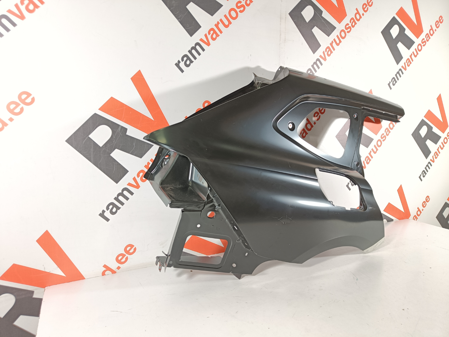 Peugeot 508 tagatiib / rear fender - pilt 2