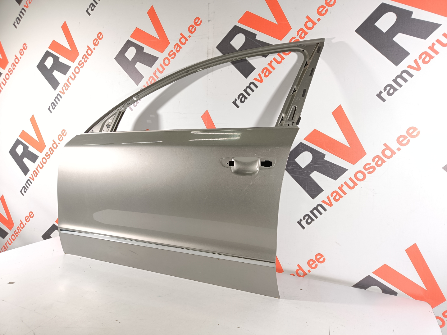 Skoda Superb II esiuks - pilt 3