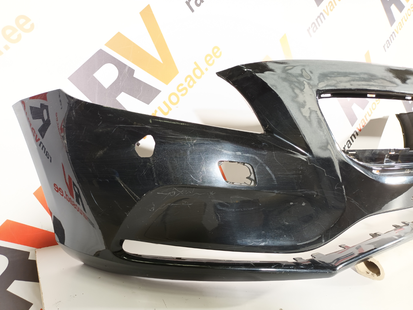 Volvo V40 esistange - pilt 2
