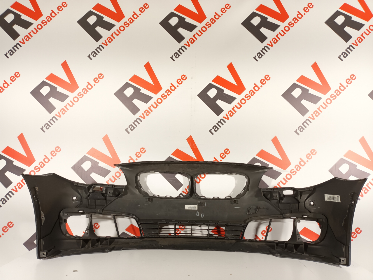 BMW 5 F10 Esistange - pilt 4