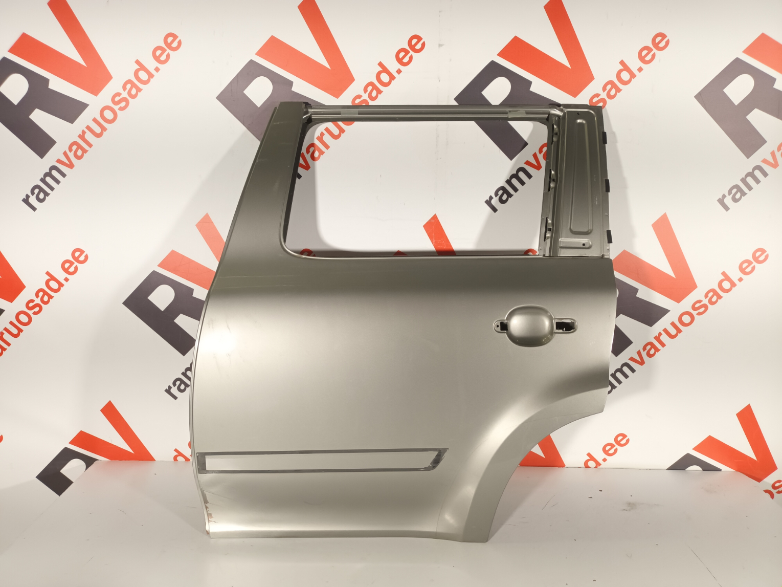 Skoda Yeti tagauks