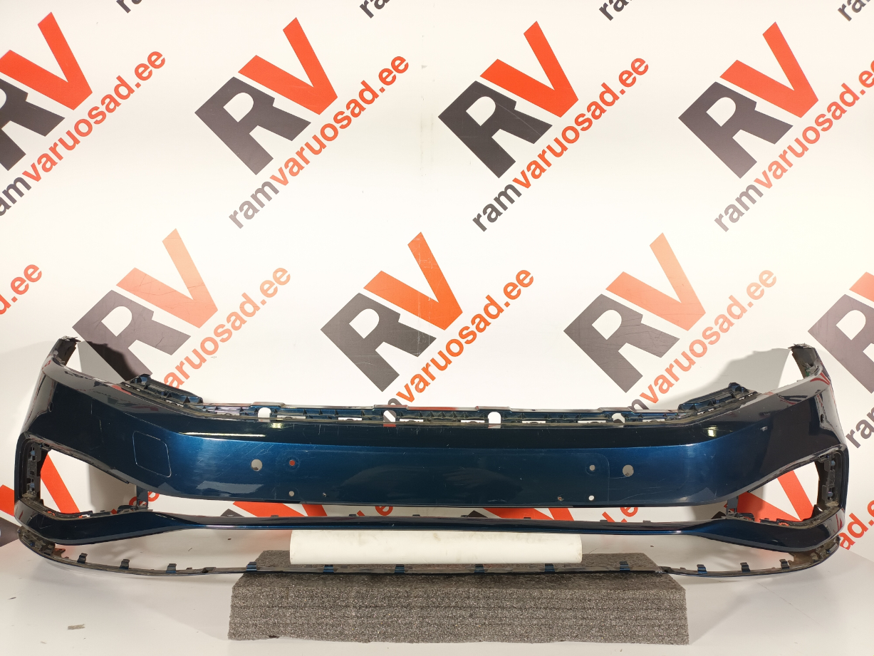 Volkswagen Passat B8 esistange