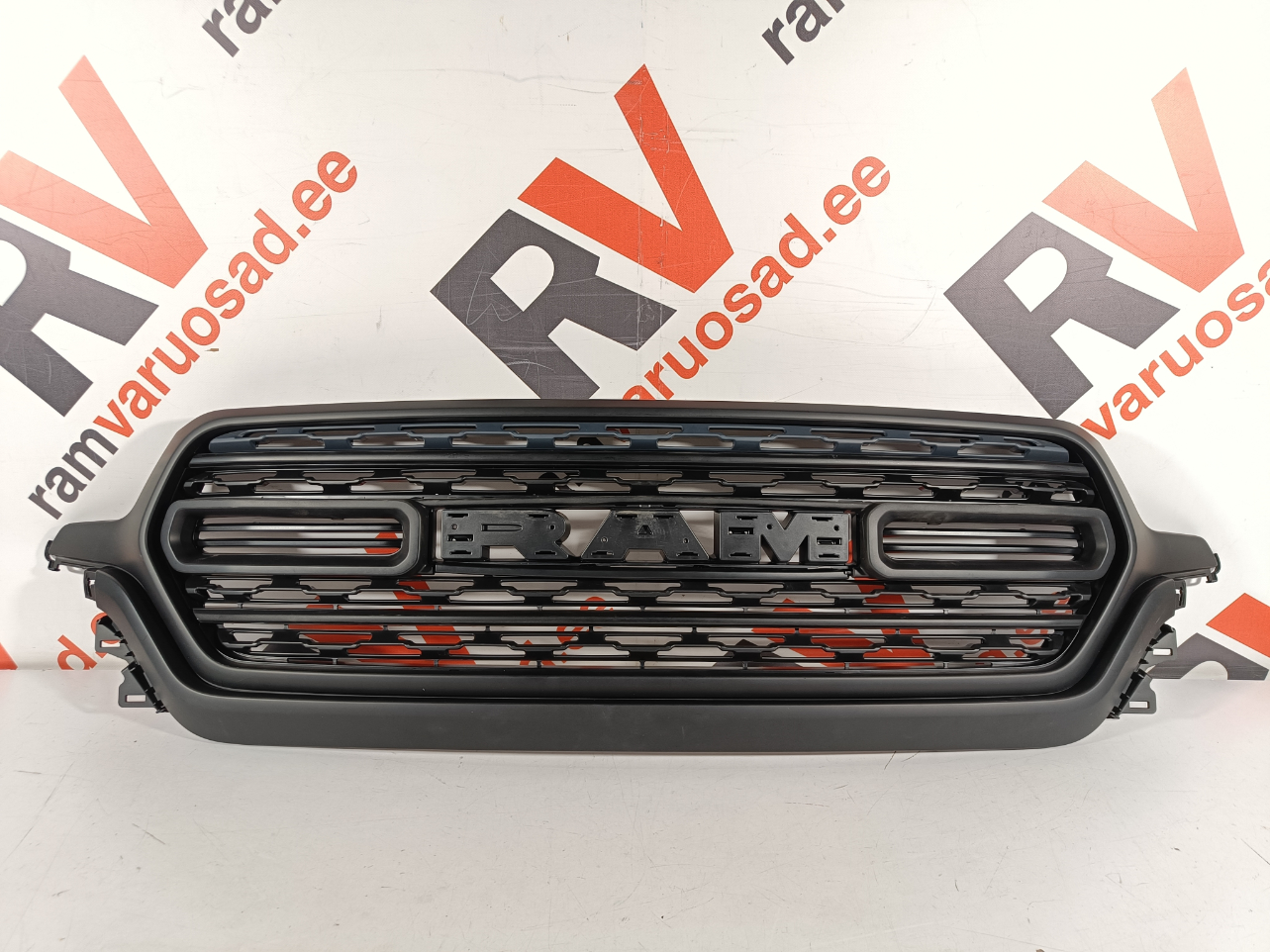 Dodge RAM 1500 iluvõre