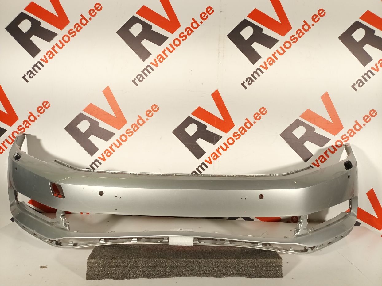 Volkswagen Passat B8 esistange