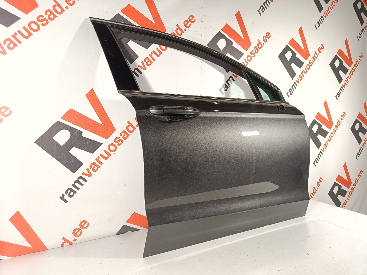 Ford Mondeo MK5 esiuks - pilt 2
