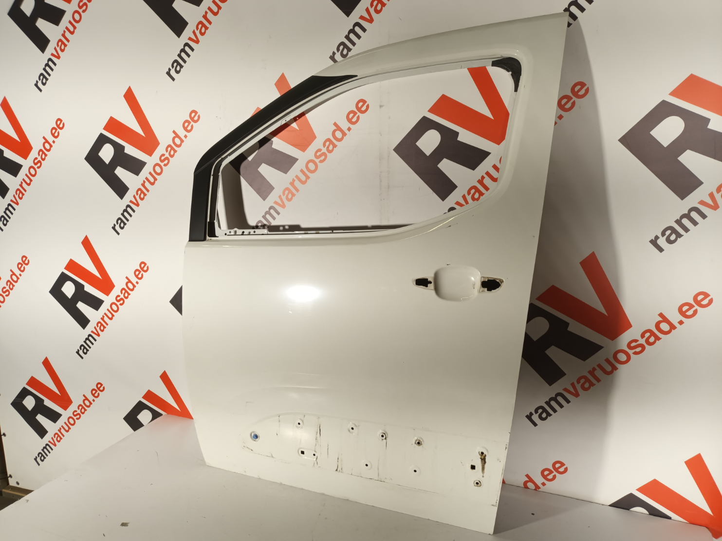 Citroen Berlingo esiuks - pilt 3