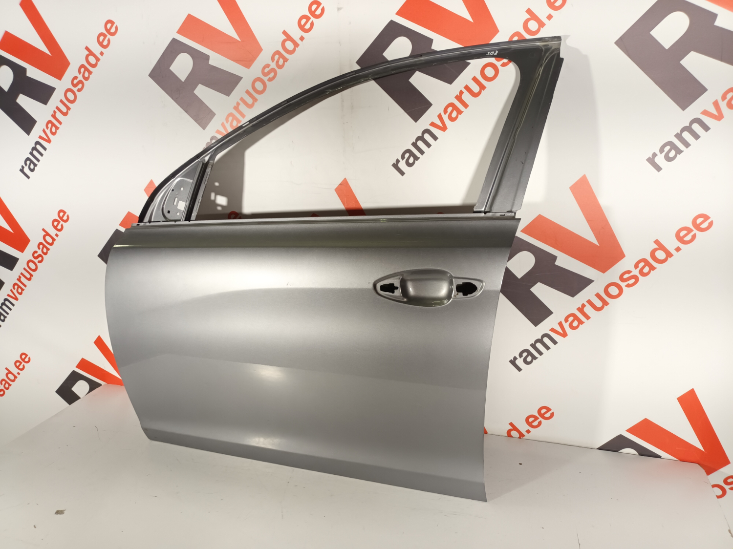 Peugeot 308 esiuks - pilt 3