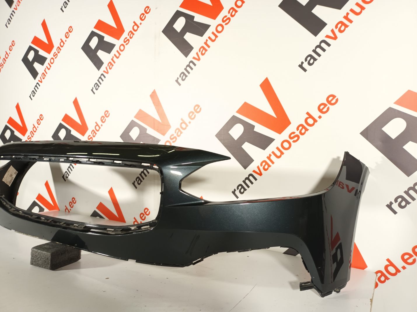 Volvo V90 esistange - pilt 3