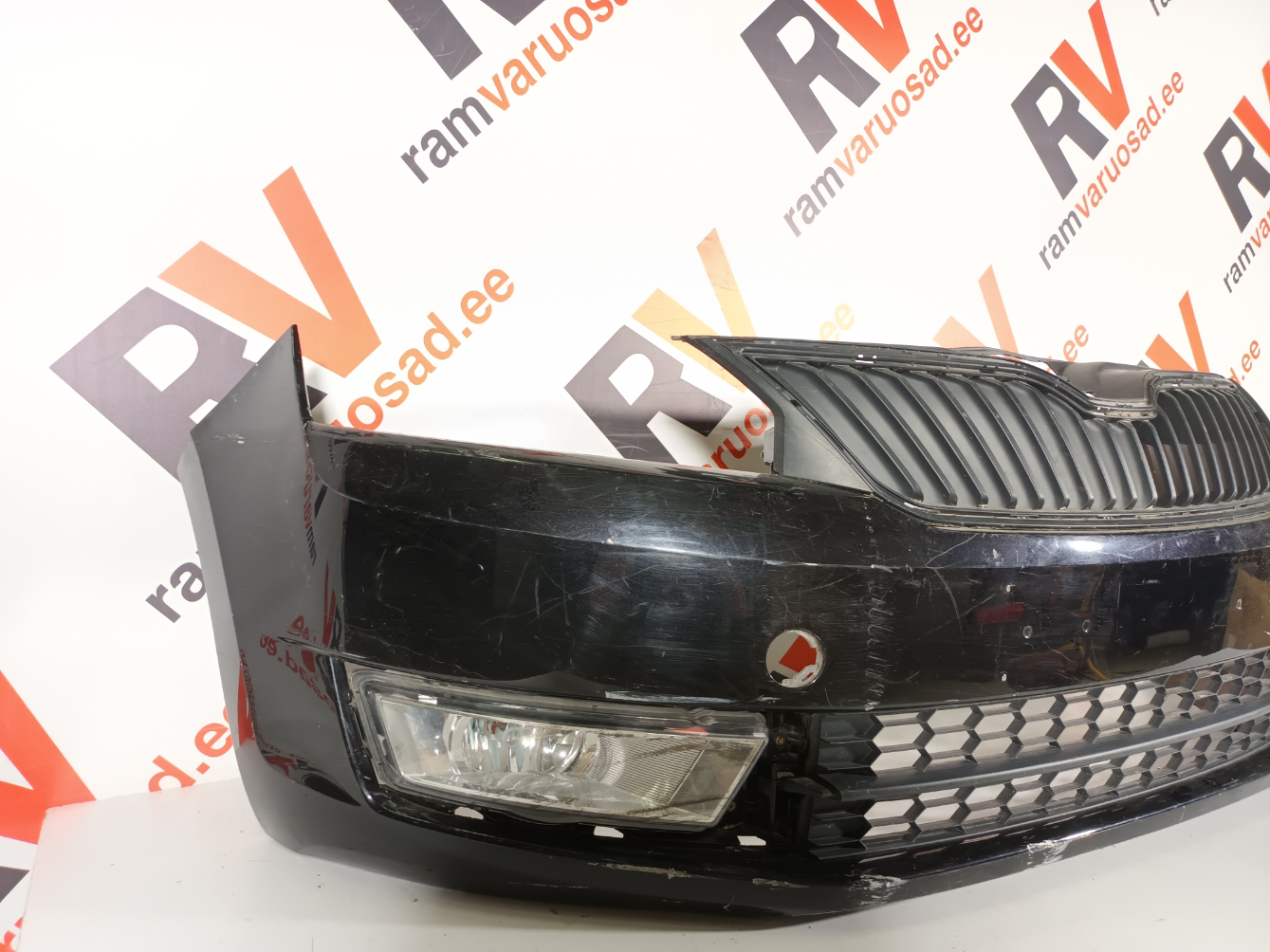 Skoda Rapid esistange  - pilt 2