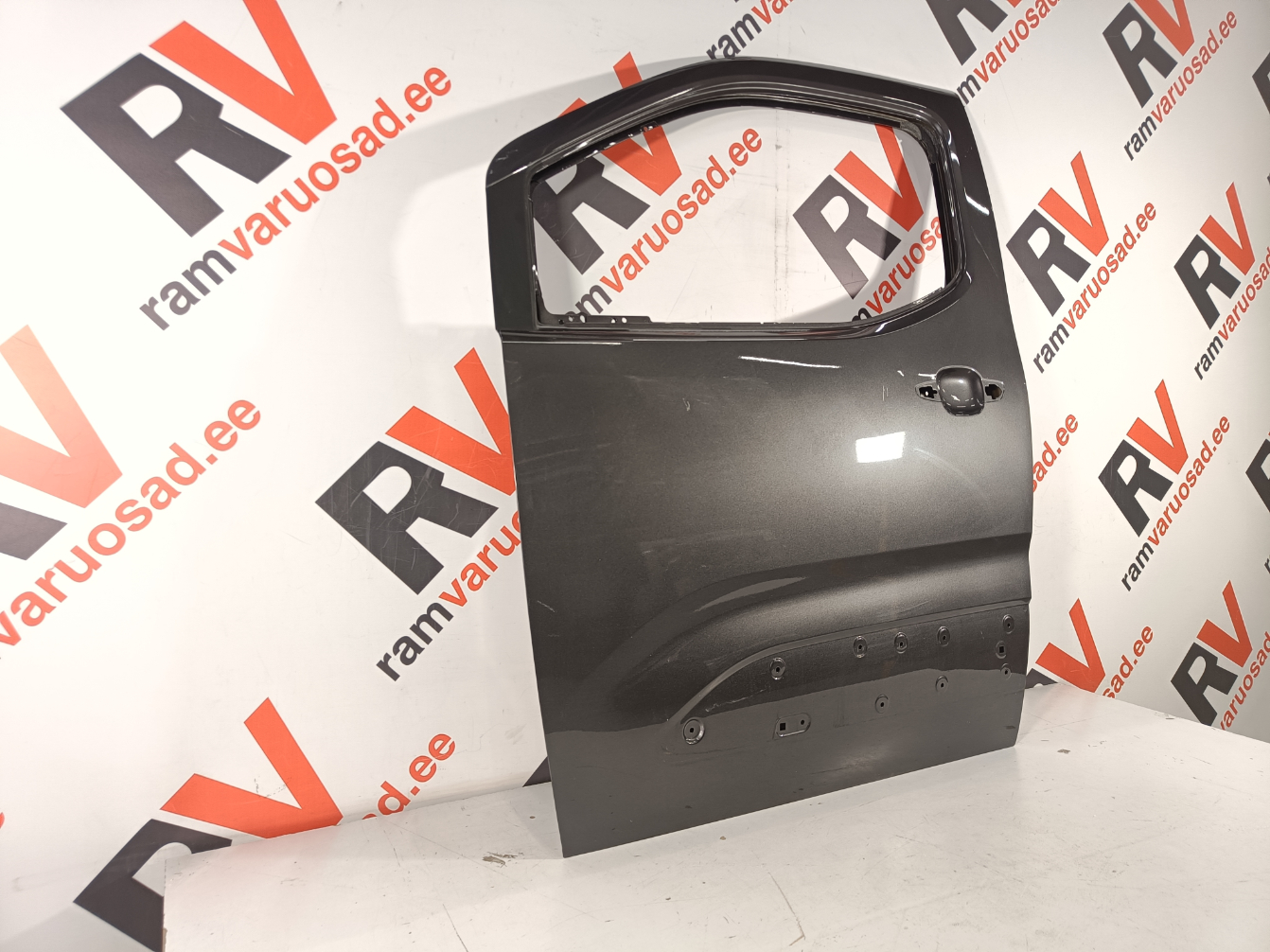 Citroen Berlingo esiuks - pilt 2