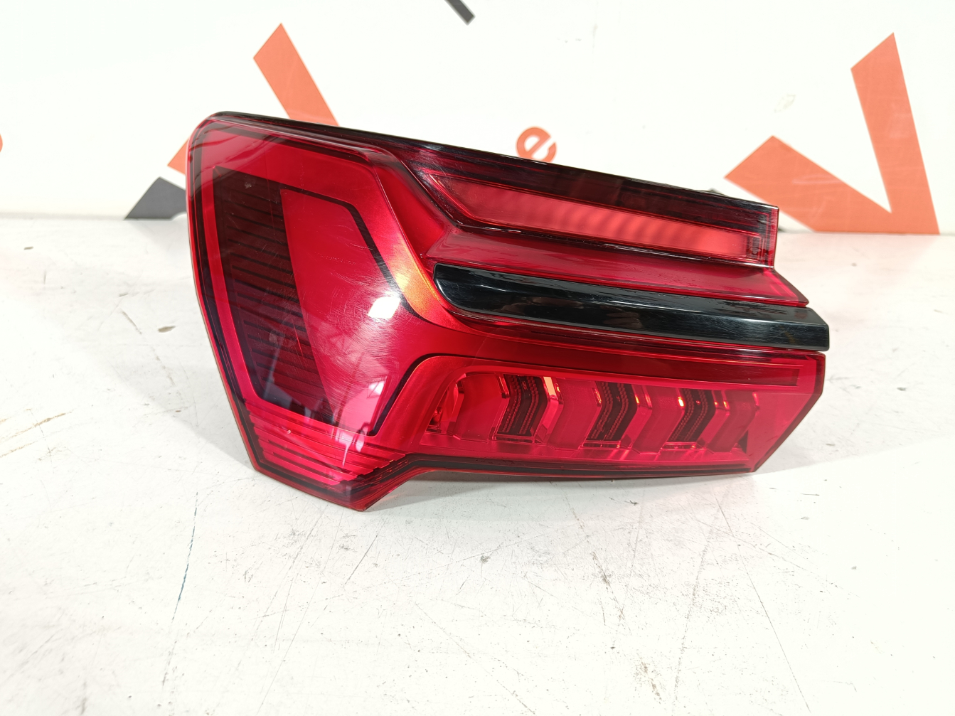 Audi A6 C8 tagatuli