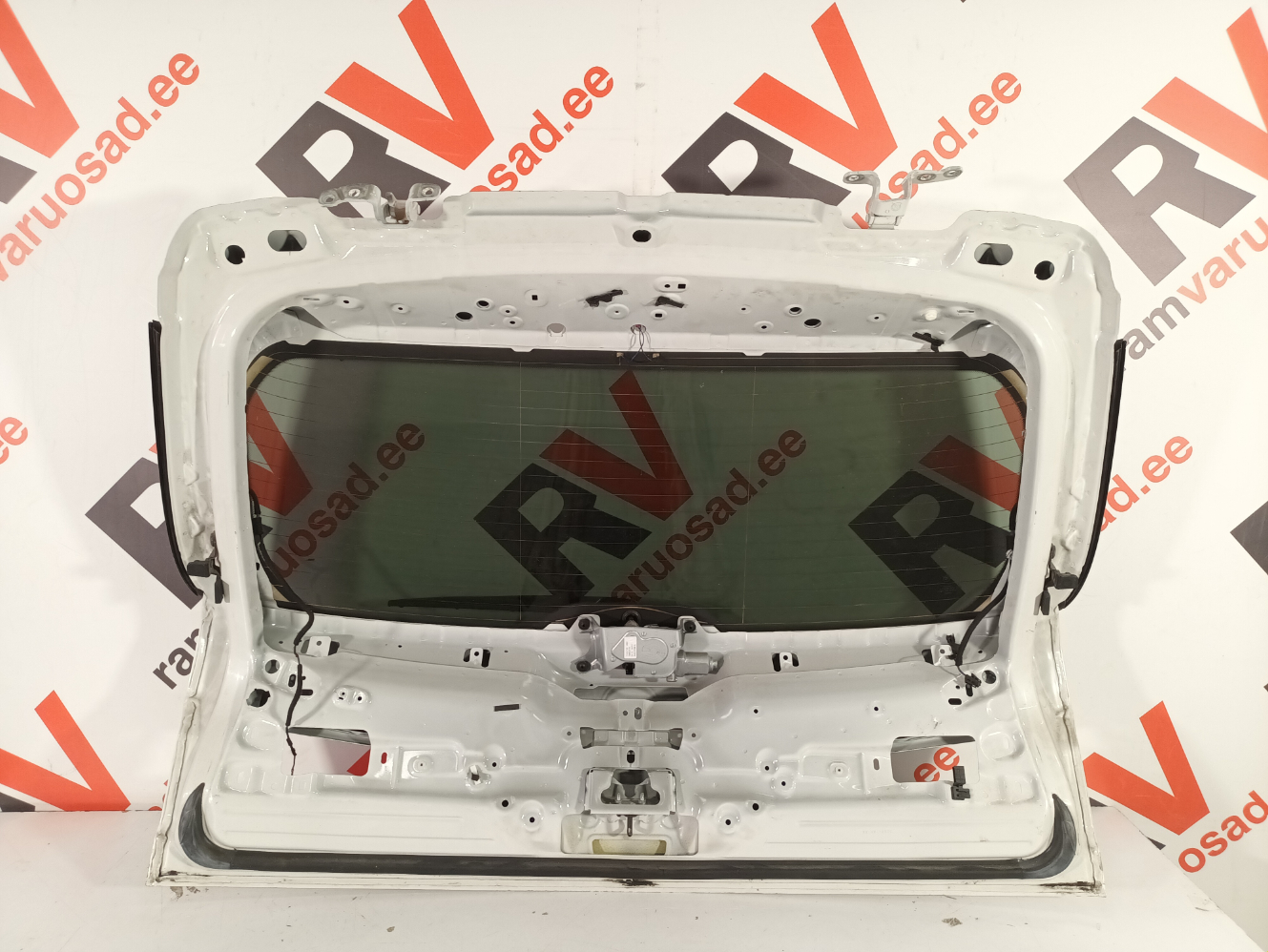 BMW X5 F15 tagaluuk - pilt 4