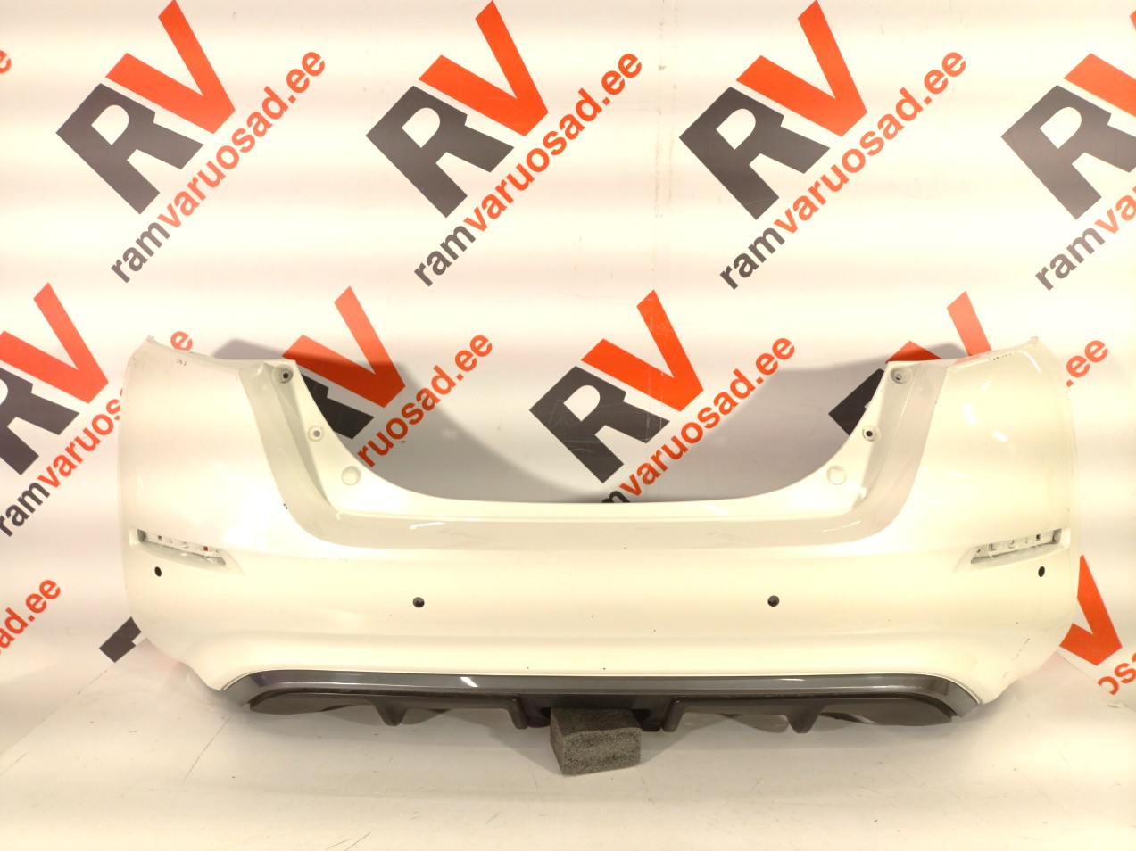 Nissan Leaf tagastange