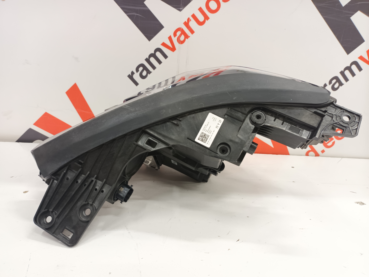 KIA EV3 esituli - pilt 3