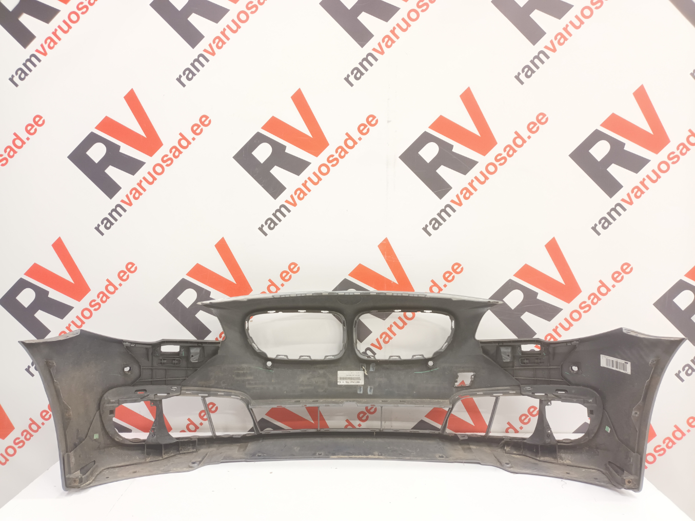 BMW 5 F10 esistange - pilt 4