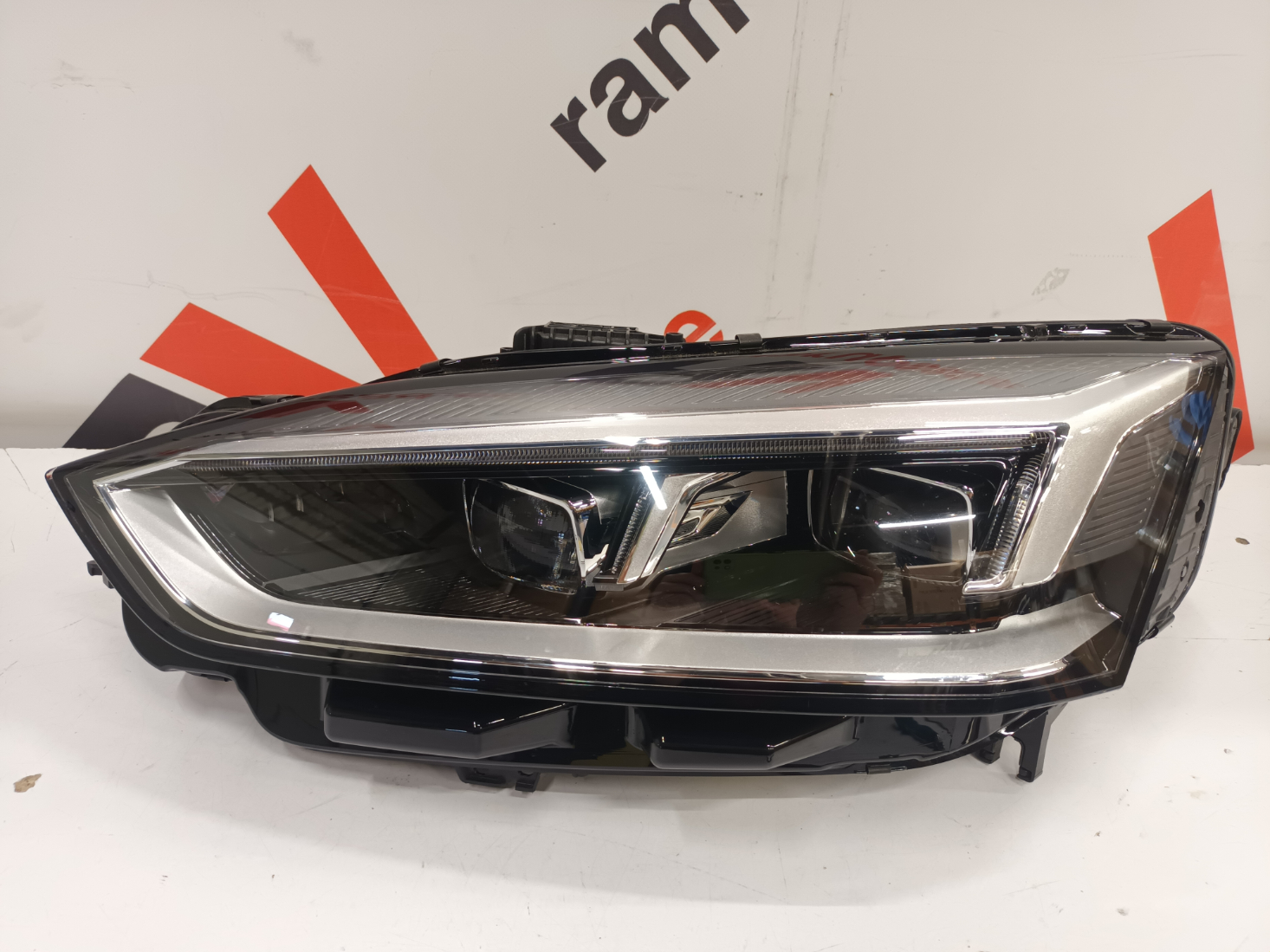 Audi A5 esituli